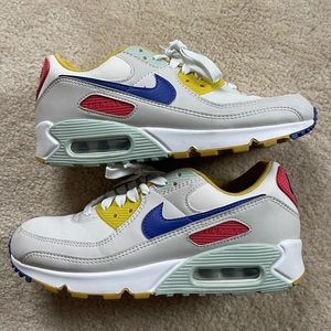Nike Air Max 90 Women’s Size 9 LIKE NEW